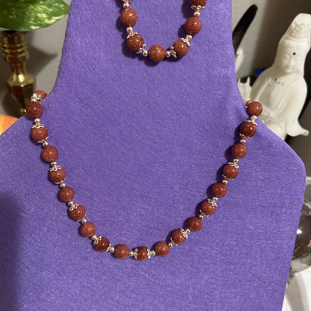 Elegant Brown Sandstone Necklace and Bracelet Set